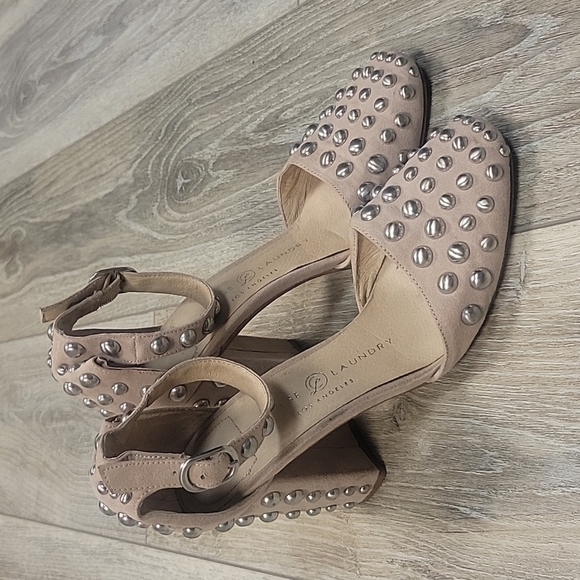 Chinese Laundry Blush Vegas Studded Ankle Strap Heels Size 7 1/2 - Picture 1 of 8